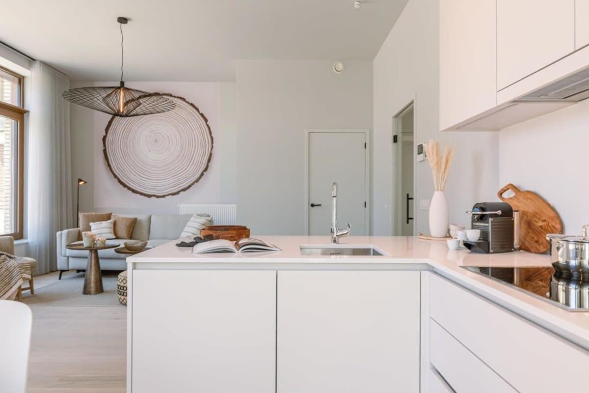 Luxurious Flat "De Zilte Zeezoen" Close To The Sea Ostenda Esterno foto